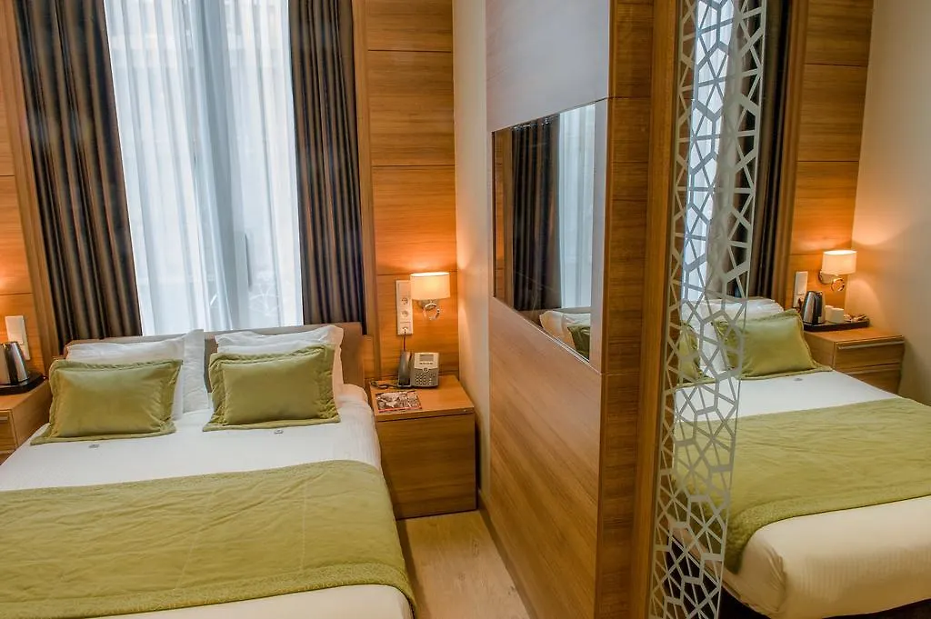 Grand Hotel Downtown Amsterdam 4*,