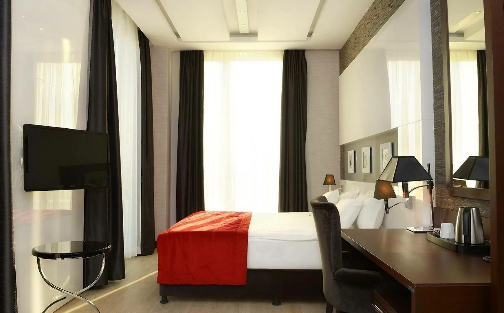 Grand Hotel Downtown Amsterdam 4*,